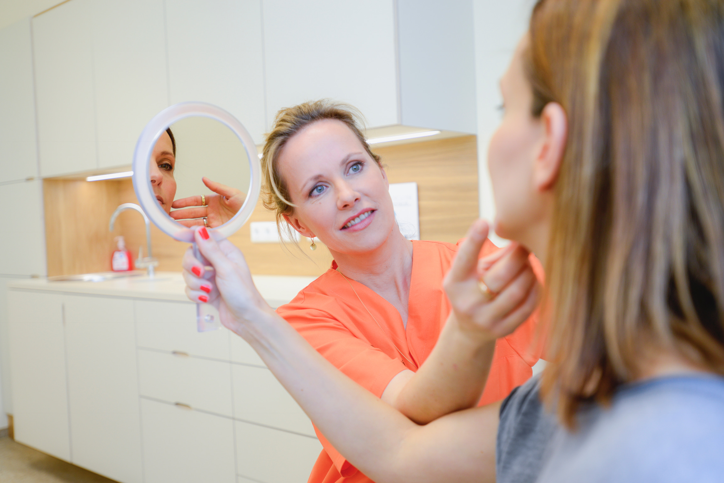 Dr. med. Julia Kasten in der Hautmedizin Mainz